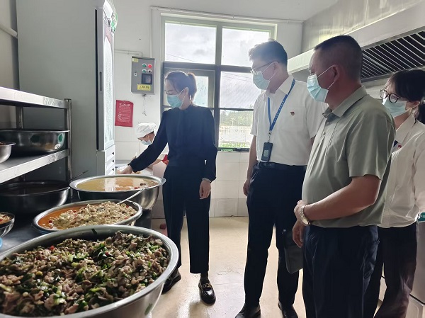 1785742284485027273.jpg 老年餐饮1.jpg