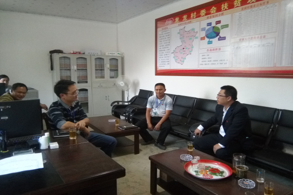 麻栗坡周书记调研1