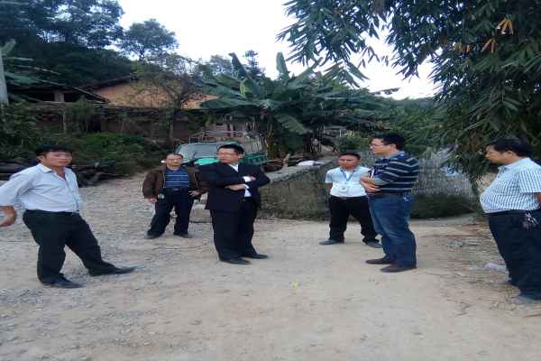 麻栗坡周书记调研1_