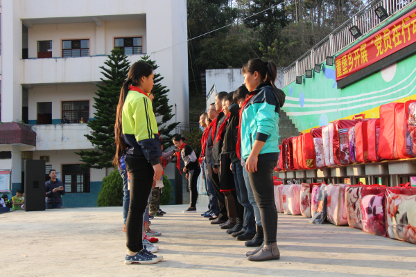 广南：”微心愿“活动现场1