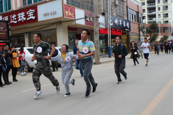 6、互相鼓励、帮扶