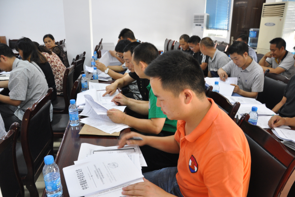 交叉检查两个报备及派单制落实情况