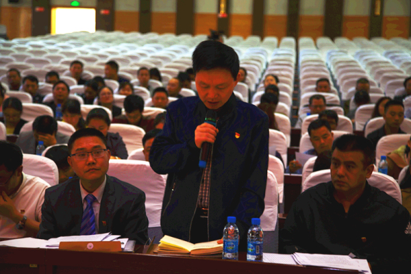 县纪委委员现场提问 - 万能看图王_副本