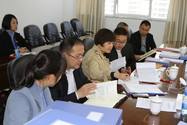 “考”在市委政府